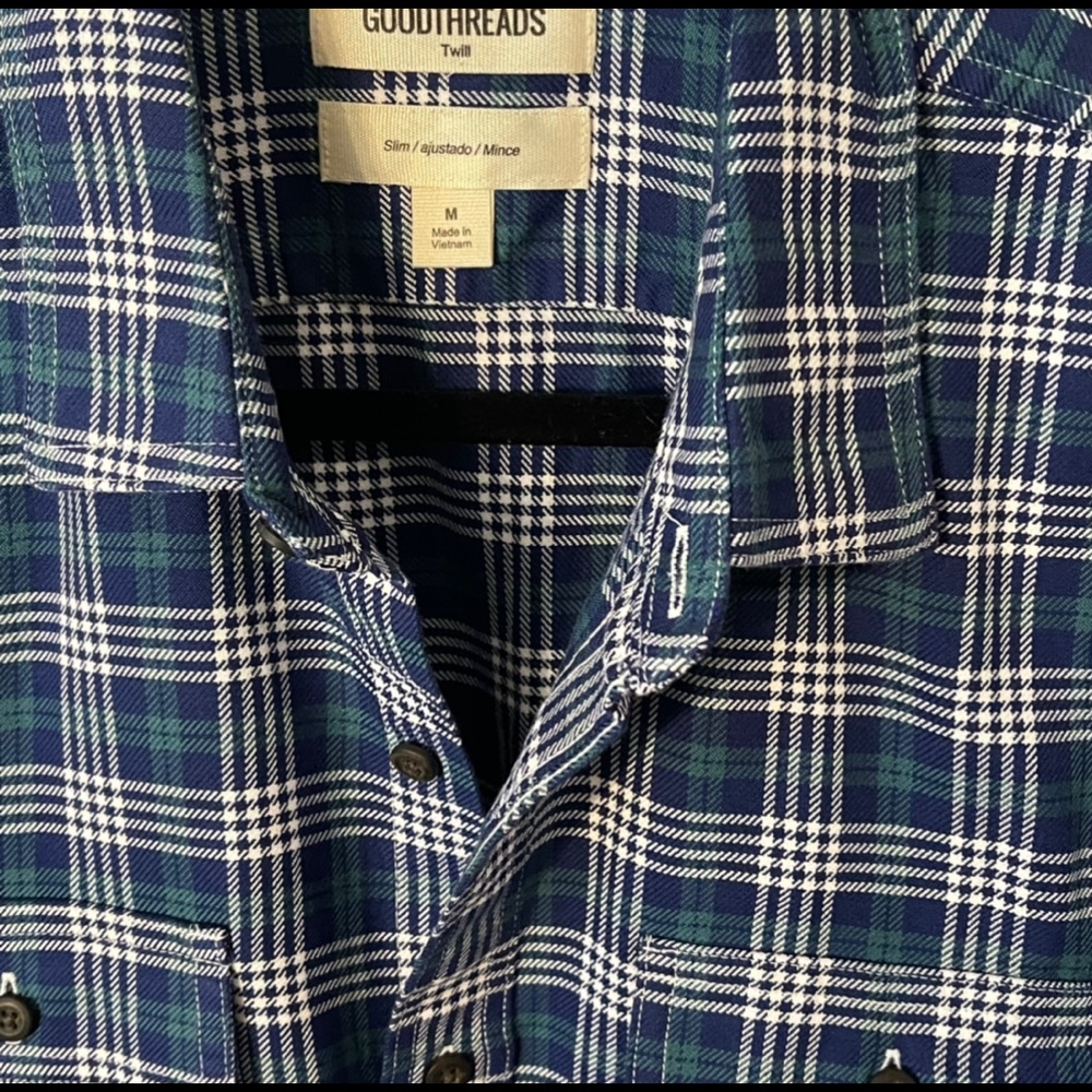 Men’s button down long sleeve top size med - Picture 4 of 4